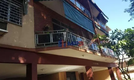 Apartamento com 2 quartos à venda na Rua Edgard Werneck, 561, Freguesia (Jacarepaguá), Rio de Janeiro, 63 m2 por R$ 180.000