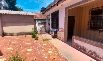 Casa com 2 quartos à venda na Rua Paturi, 196, Tanque, Rio de Janeiro, 124 m2 por R$ 300.000