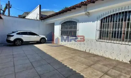 Casa com 3 quartos para alugar na Estrada do Rio Grande, 393, Taquara, Rio de Janeiro, 222 m2 por R$ 3.500