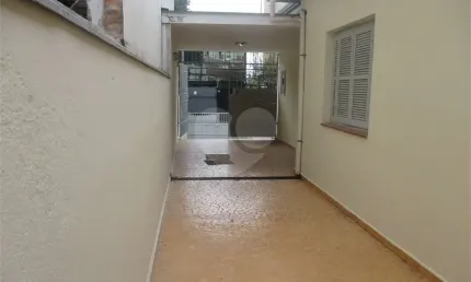 Casa térrea 400 metros de terreno  bem conservada Comercial e Residencial na Vila Mascote!