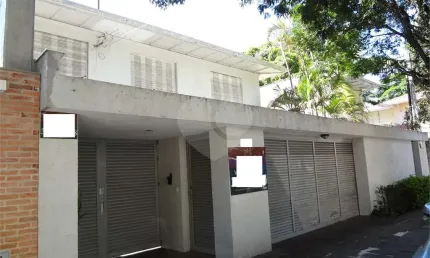 Casa residencial a 400 metros do parque do ibirapuera para venda