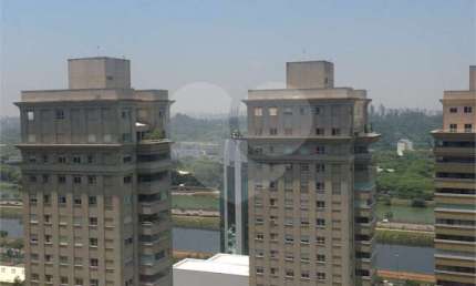 COBERTURA DUPLEX DE ALTO PADRAO NO ALTO DE PINHEIROS - VENDA / LOCAÇÃO