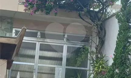 Casa com 3 quartos à venda na Rua Santa Lucrécia, 107, Ipiranga, São Paulo
