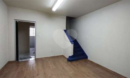 CASA 105 m²  COM 2 DORMITORIOS, 1 VAGA CHACARA SANTO ANTONIO