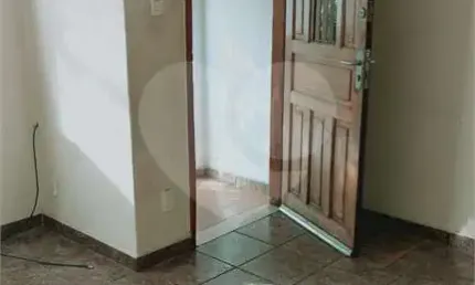 Casa tipo sobrado sem vaga com quintal perto metrô alto do ipiranga venda