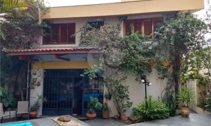 Casa à Venda com 4 dormitórios 1 Suíte 3 vagas no Vila Santa Catarina São Paulo SP