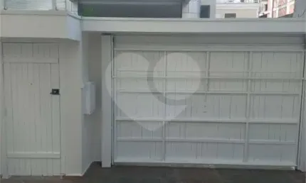 Casa comercial (sobrado) em Vila Nova Conceição! Excelente oportunidade
