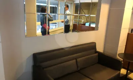 Sala Comercial à Venda, 35 metros no Centro - São Paulo/SP