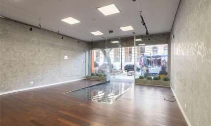 Ponto comercial para alugar na Praça Ramos de Azevedo, 225, Centro, São Paulo