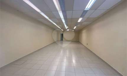 Loja em Centro com 122m² 2 banheiros - Centro, São Paulo - SP