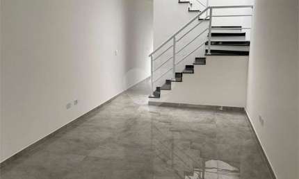 SOBRADO 110 m2 COM 3 DORMS SUITE 2 VAGAS 110m² CUPECE VENDA