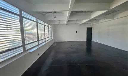 Sala Comercial e 2 banheiros à Venda 69 m²  Itaim Bibi, São Paulo