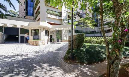 Apartamento com 4 Quartos e 6 banheiros para Alugar, 300 m² - Morumbi, São Paulo - SP
