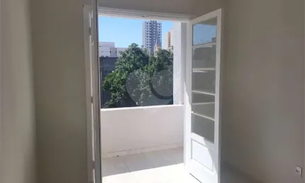 APARTAMENTO COM 01 DORMITÓRIO 56M² EM FRENTE AO METRÔ SANTA CECILIA PARA LOCAÇÃO