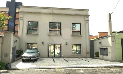 Prédio comercial 500m2 em 03 andares 13 salas com wc ar refrigerado central na vila mariana