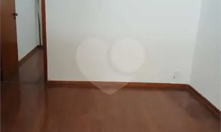 Apartamento para venda com 65 m² dois dormitórios uma vaga de garagem