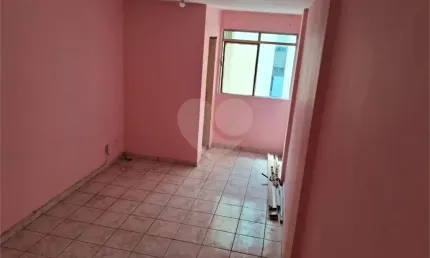 Apartamento a venda com 35m², perto de ônibus e metrô