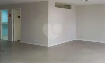 Comercial-São Paulo-JARDIM EUROPA | Ref.: REO1032711