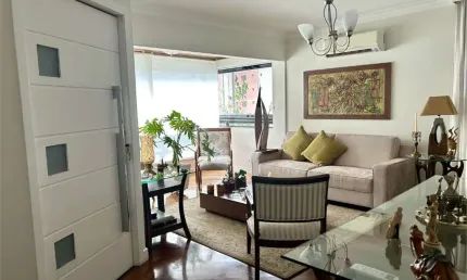 Apartamento para locação todo reformado na Vila Mariana
