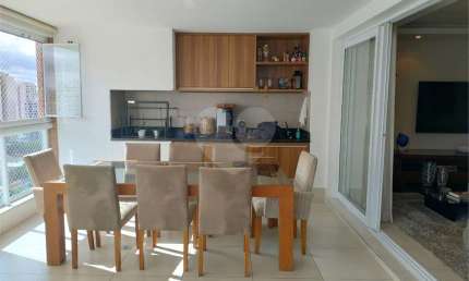 Esplêndido Apartamento à Venda na Vila Romana – 152m² de Área Útil