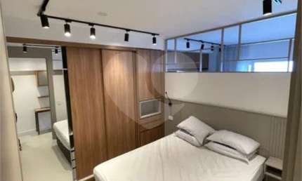 Apartamento para venda no Campo Belo de 47m2 - 1 dormitório - 1 banheiro - ar condicionado