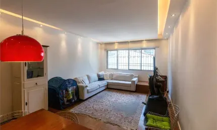 viva no coração do Itaim Bibi neste charmoso 107m2 de 3 quartos
