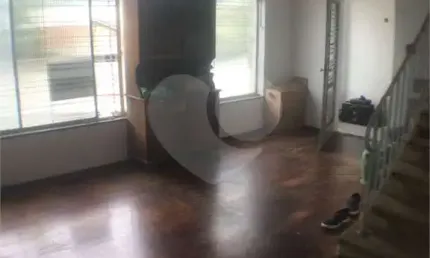 SOBRADO DE 180M² NO PLANALTO PAULISTA COM 3 QUARTOS + 2VGS