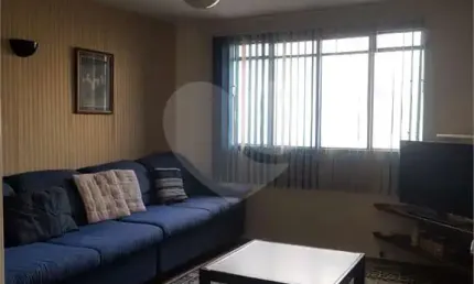 SOBRADO NO JARDIM MARAJOARA COM 360M² CONTENDO 3 DORMITÓRIOS E 4VGS DE GARAGEM