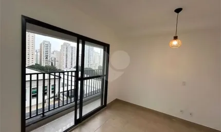 Oportunidade! Studio Compacto e Funcional em Localização Premium