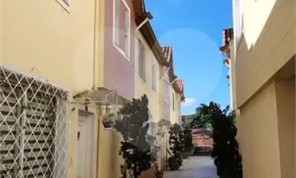 Casa de condomínio VILLAGGIO DI FIRENZE à venda com 240m², 3 quartos e 3 vagas - Jabaquara