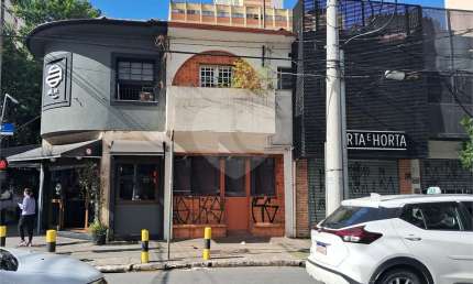Salão Comercial ou loja locação no Itaim Bibi adaptado para Alimentação