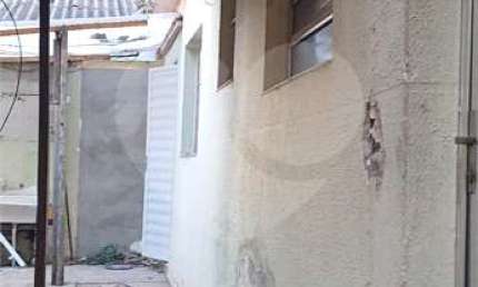 Sobrado com Terreno Amplo de 343m² – 2 casas no mesmo terreno