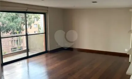 Apartamento em moema bairro charmoso 3 suítes, lavabo, living com 2 ambientes e varanda, cozinha americana - moema sp.