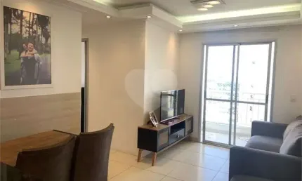 Apartamento com 3 dormitórios para alugar, 64 m² por R$ 5.203/mês - Lapa - São Paulo/SP
