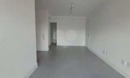 Apartamento para Locação em Perdizes, 02 dormitórios. São Paulo.