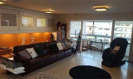 Apartamento com 3 quartos disponível para locação ou venda em Perdizes