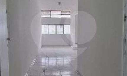 Apartamento à venda no bairro do centro da cidade de São Paulo.