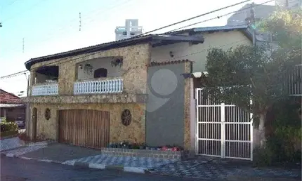 Casa com 3 quartos à venda na Rua Bolívia, 43, Região Central, Caieiras