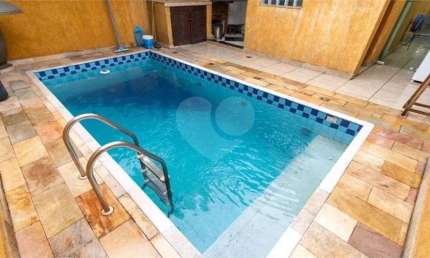 Casa com 3 quartos à venda na Rua Salto Grande, Sumaré, São Paulo