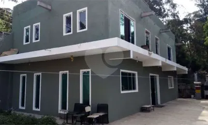 Casa com 3 quartos à venda na Rua Serra da Bocaina, 19, Três Montanhas, Osasco