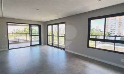 Apartamento à Venda em Pinheiros, 04 dormitórios. São Paulo.