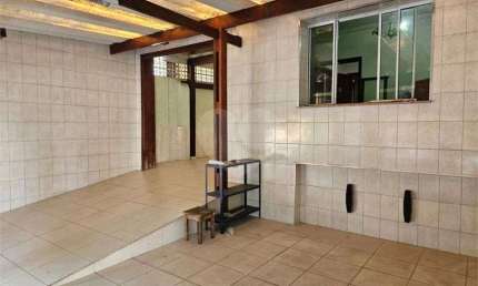Casa - 228m - Venda - Água Branca - 3 Quartos - Excelente Localização Localização privilegiada, o i