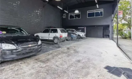 Salão comercial disponível para locação no bairro lapa.