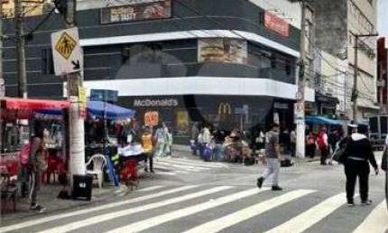 Sala comercial para alugar na Rua Doze de Outubro, 169, Lapa, São Paulo