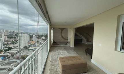 Cobertura à Venda na Vila Leopoldina, 03 dormitórios. São Paulo.