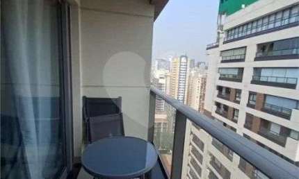 Apartamento para venda ou locação com 1 quarto na Bela Vista