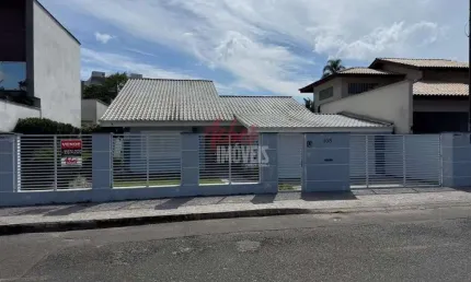 Casa com 3 quartos à venda no Saguaçu, Joinville 