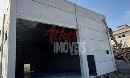 Galpão no iririú com 0 quartos para venda/locação, 268 m²