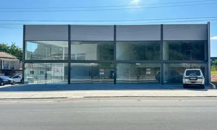 Sala comercial para alugar, 128.46 m2 por r$4200.00  - bucarein - joinville/sc