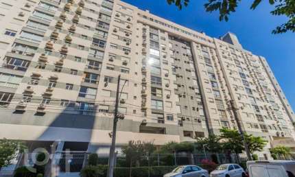 Apartamento com 2 quartos à venda na Rua Bezerra de Menezes, 623, Passo da Areia, Porto Alegre, 63 m2 por R$ 595.000